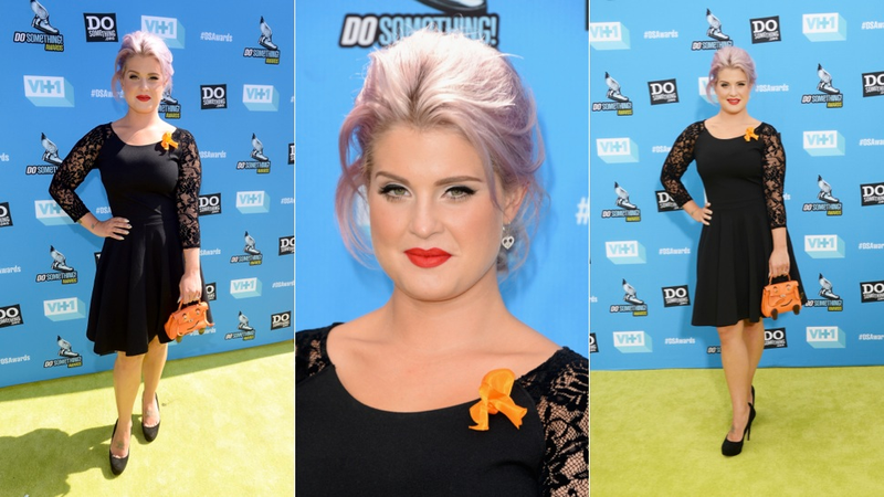 Illustration for article titled Celebs Wore Saggy Sequins and Ghastly Gowns at the Do Something Awards